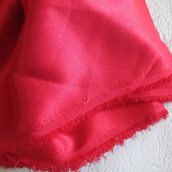 Crepe Backed Satin - Red - 60" x 4.9m - Picture 8 of 9
